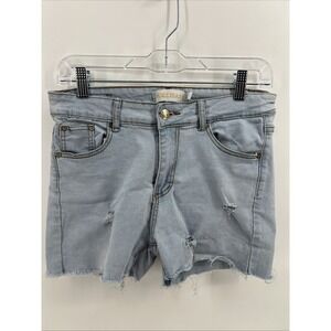 Buzz Jeans Womens Distressed Denim Shorts Light Blue M Wash Raw Hem Size 11/12